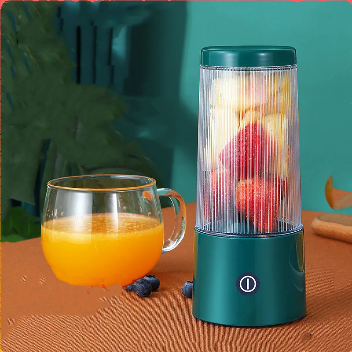 Rechargeable Portable Fruit Juicer Cup